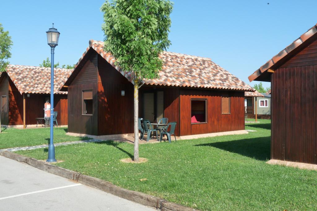 Camping Iratxe Ciudad De Vacaciones Ayegui Екстериор снимка